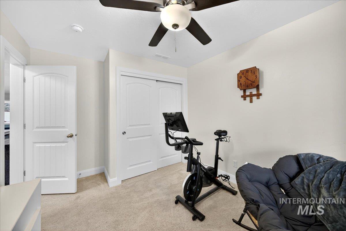 5330 W Los Flores St, Meridian, Idaho 83646-7111, 4 Bedrooms, 2 Bathrooms, Residential For Sale, Price $459,000, 98966736