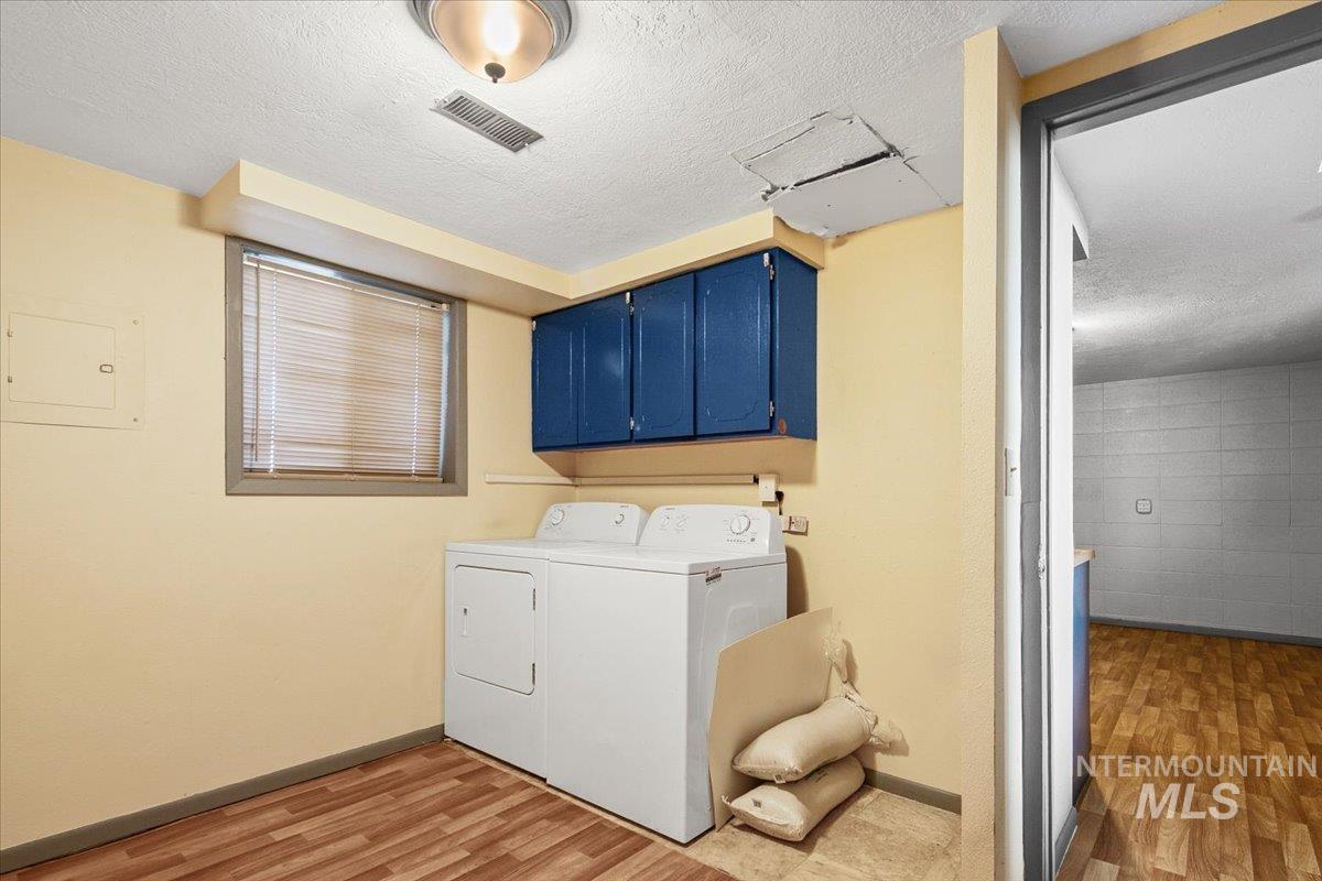 728 NW 8th St, Meridian, Idaho 83642, 2 Bedrooms, 1 Bathroom, Residential For Sale, Price $250,000, 98966738