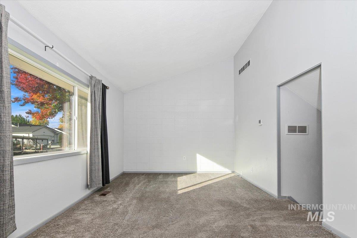 728 NW 8th St, Meridian, Idaho 83642, 2 Bedrooms, 1 Bathroom, Residential For Sale, Price $250,000, 98966738