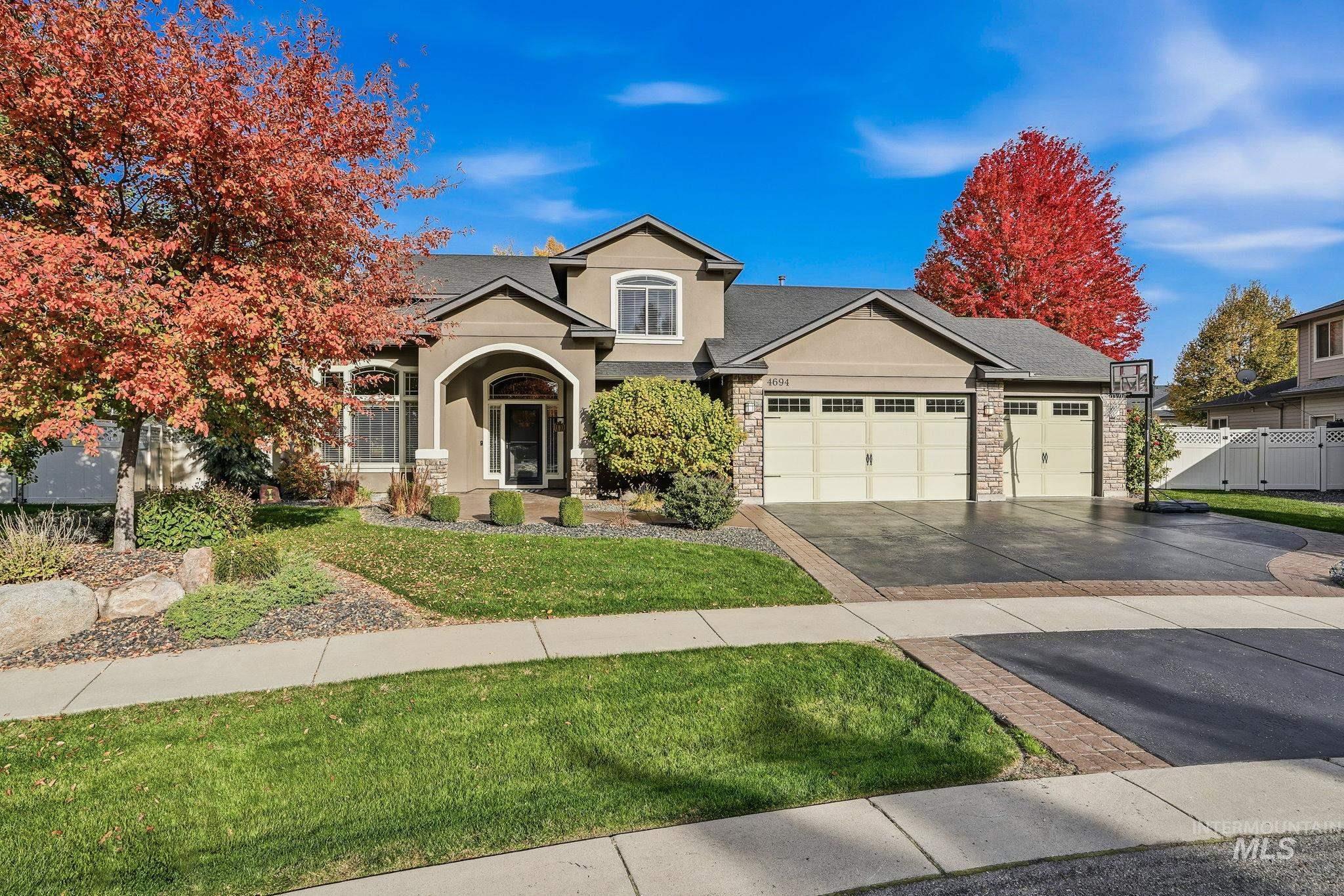 4694 N Abruzzo Ave, Meridian, Idaho 83646, 4 Bedrooms, 2.5 Bathrooms, Residential For Sale, Price $910,000, 98966739