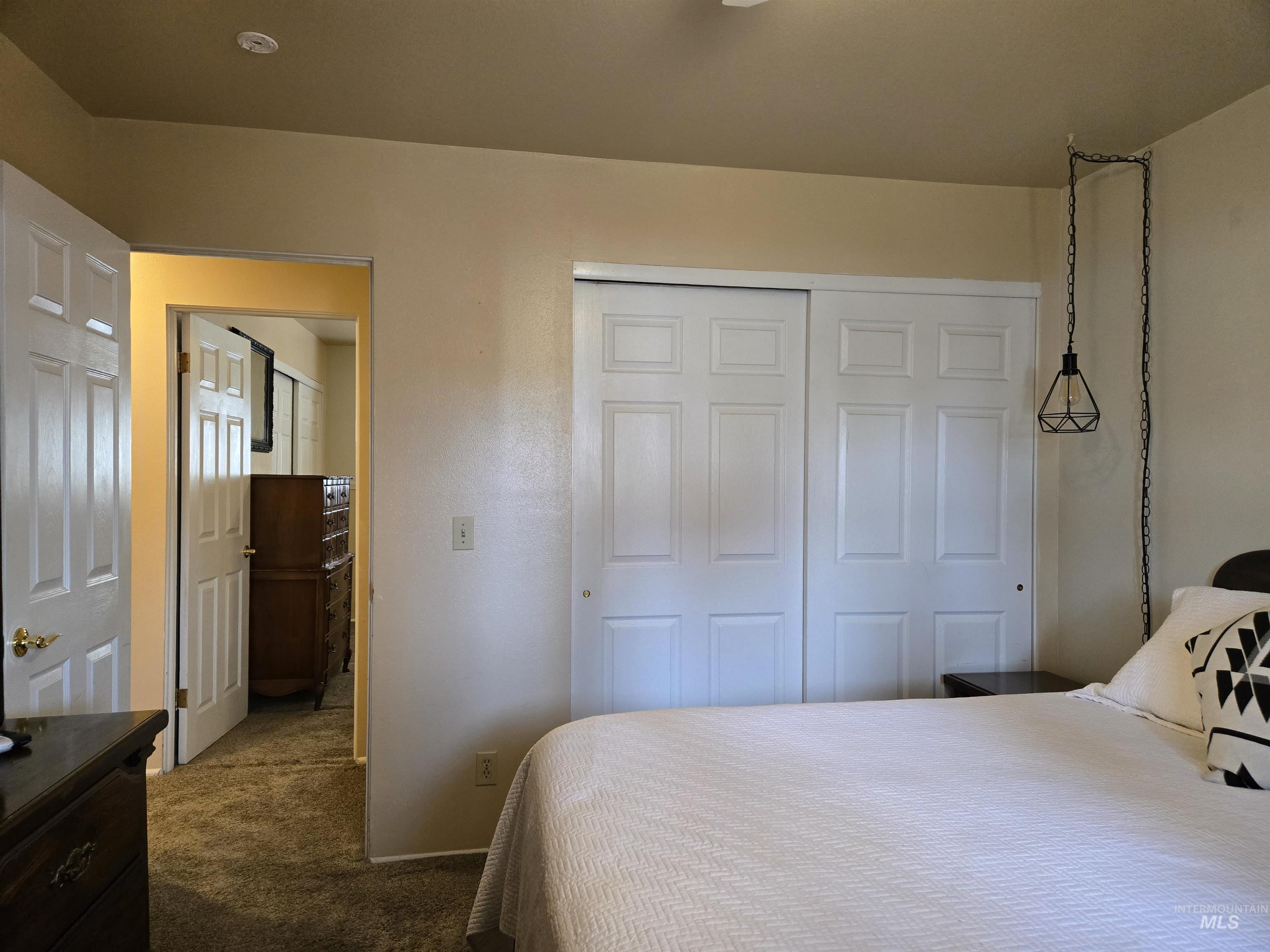 1439 Hunter Ln, Ontario, Oregon 97914, 3 Bedrooms, 2 Bathrooms, Residential For Sale, Price $315,000, 98966741