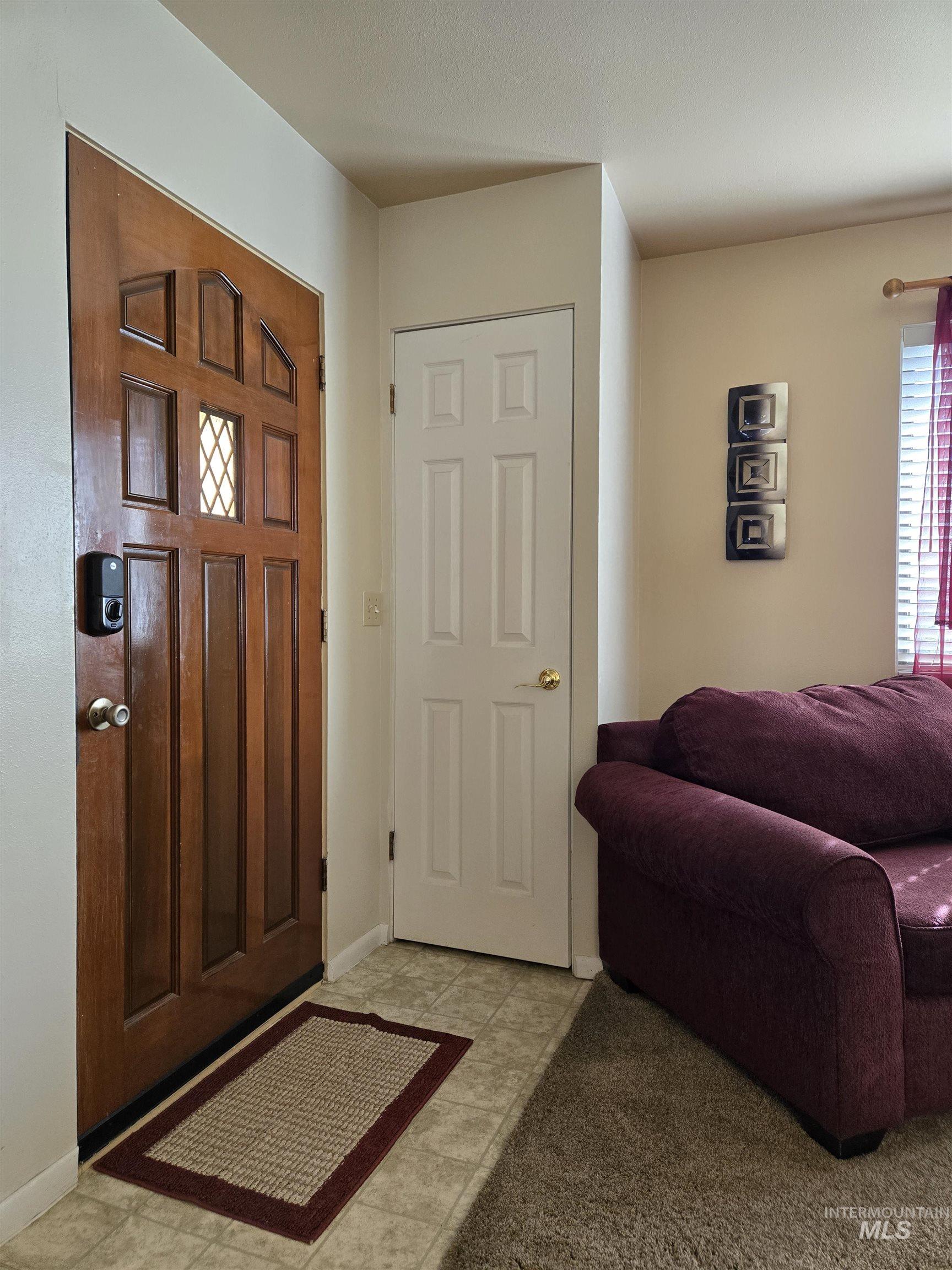 1439 Hunter Ln, Ontario, Oregon 97914, 3 Bedrooms, 2 Bathrooms, Residential For Sale, Price $315,000, 98966741