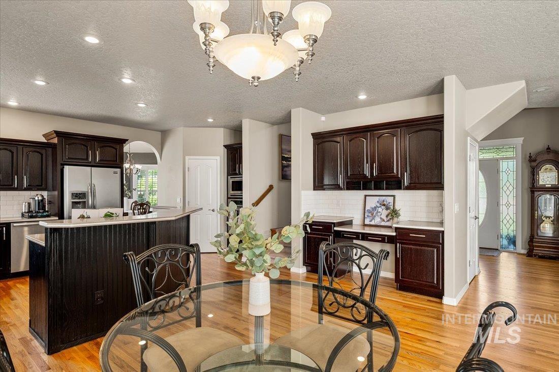 529 W Bayhill, Nampa, Idaho 83686, 4 Bedrooms, 2.5 Bathrooms, Residential For Sale, Price $799,900, 98966743