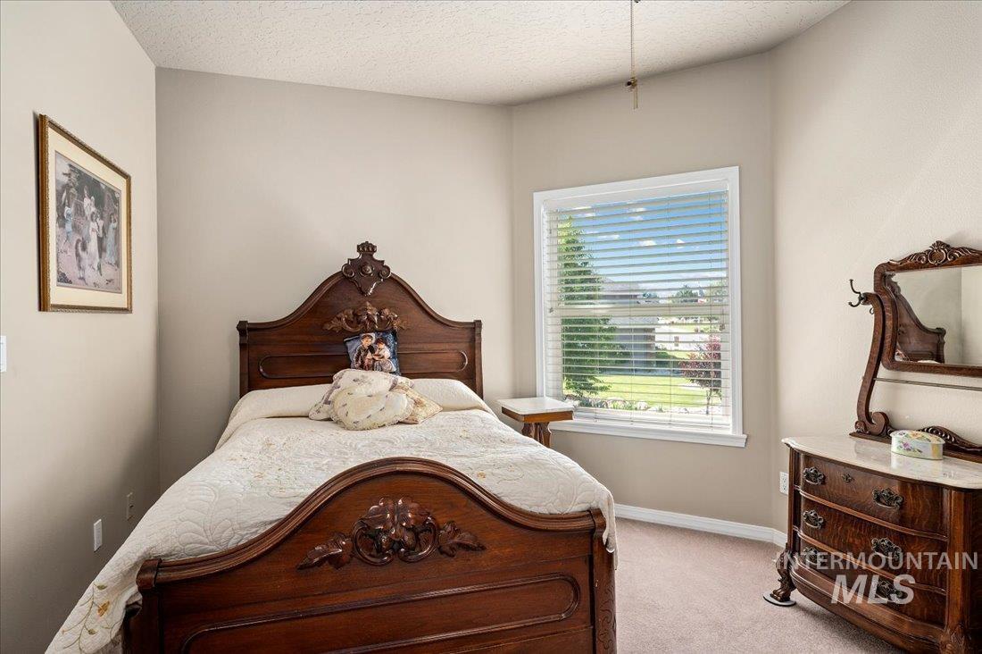 529 W Bayhill, Nampa, Idaho 83686, 4 Bedrooms, 2.5 Bathrooms, Residential For Sale, Price $799,900, 98966743