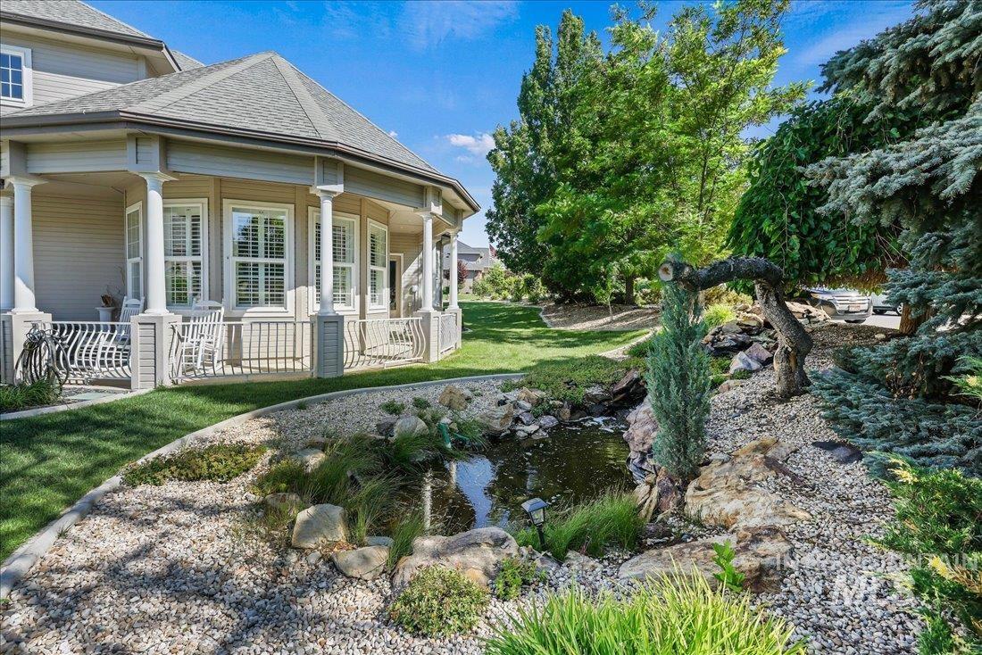 529 W Bayhill, Nampa, Idaho 83686, 4 Bedrooms, 2.5 Bathrooms, Residential For Sale, Price $799,900, 98966743