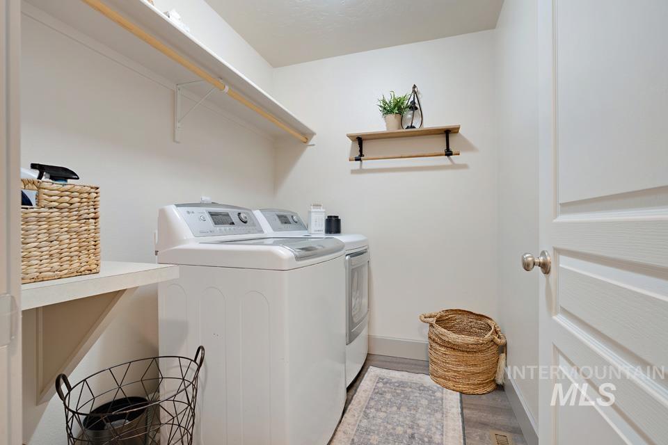 2168 Alpine Creek, Fruitland, Idaho 83619, 5 Bedrooms, 2.5 Bathrooms, Residential For Sale, Price $525,000, 98966746