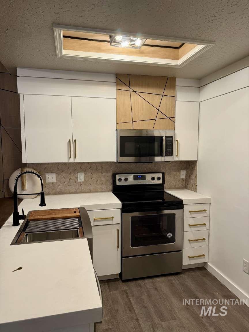 2941 S Ladera Pl, Boise, Idaho 83705, 3 Bedrooms, 2 Bathrooms, Residential For Sale, Price $374,900, 98966748