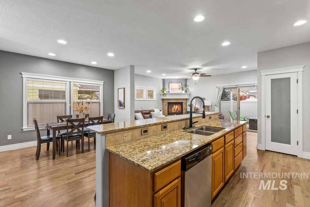 2517 W Sherman Avenue, Nampa, Idaho 83686, 3 Bedrooms, 2.5 Bathrooms, Residential For Sale, Price $425,000, 98966750