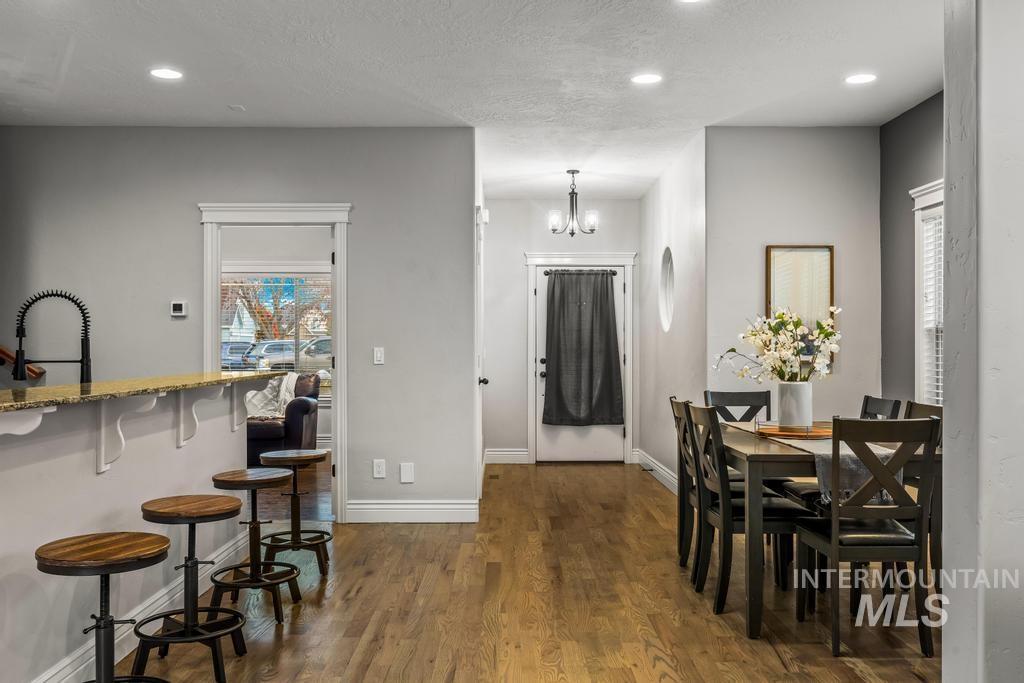 2517 W Sherman Avenue, Nampa, Idaho 83686, 3 Bedrooms, 2.5 Bathrooms, Residential For Sale, Price $425,000, 98966750