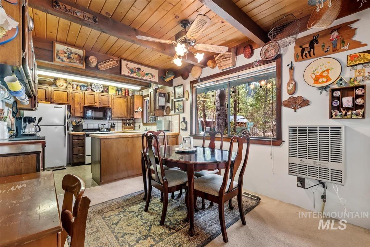 10 Bransons Dr, Lowman, Idaho 83637, 3 Bedrooms, 2 Bathrooms, Residential For Sale, Price $475,000, 98966759