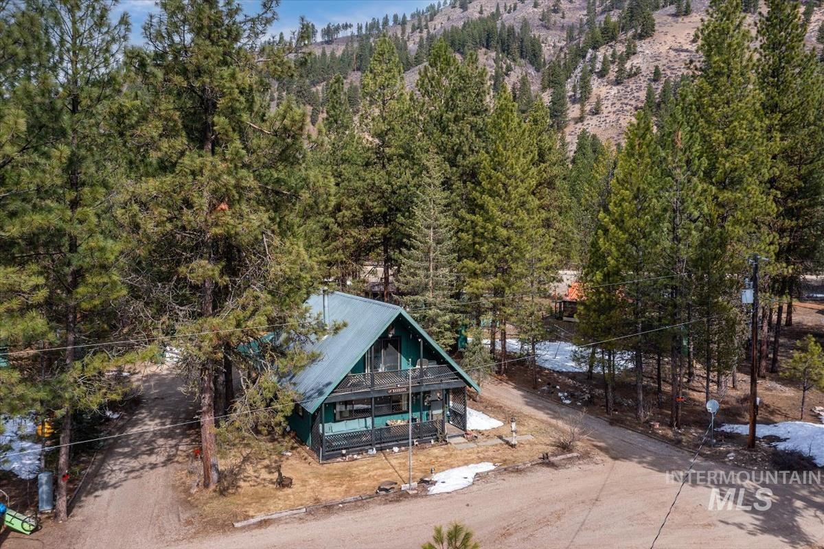 10 Bransons Dr, Lowman, Idaho 83637, 3 Bedrooms, 2 Bathrooms, Residential For Sale, Price $475,000, 98966759