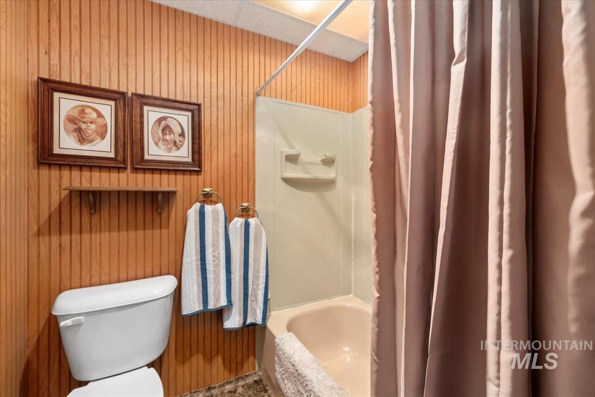 10 Bransons Dr, Lowman, Idaho 83637, 3 Bedrooms, 2 Bathrooms, Residential For Sale, Price $475,000, 98966759