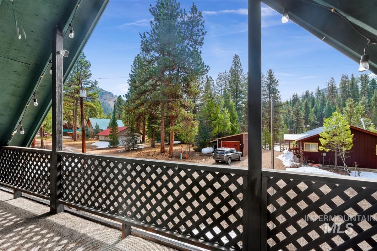 10 Bransons Dr, Lowman, Idaho 83637, 3 Bedrooms, 2 Bathrooms, Residential For Sale, Price $475,000, 98966759