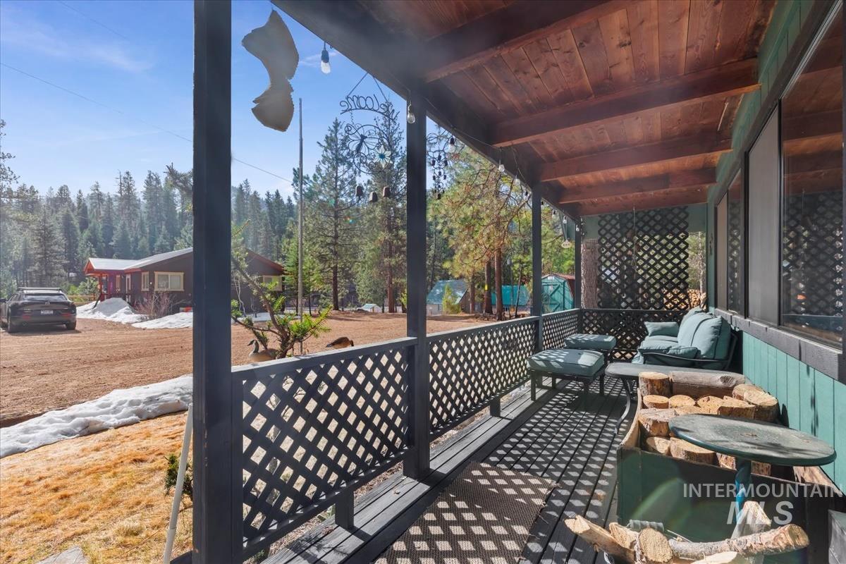 10 Bransons Dr, Lowman, Idaho 83637, 3 Bedrooms, 2 Bathrooms, Residential For Sale, Price $475,000, 98966759