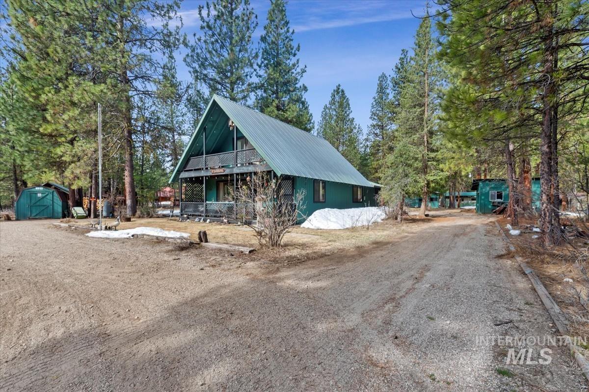 10 Bransons Dr, Lowman, Idaho 83637, 3 Bedrooms, 2 Bathrooms, Residential For Sale, Price $475,000, 98966759