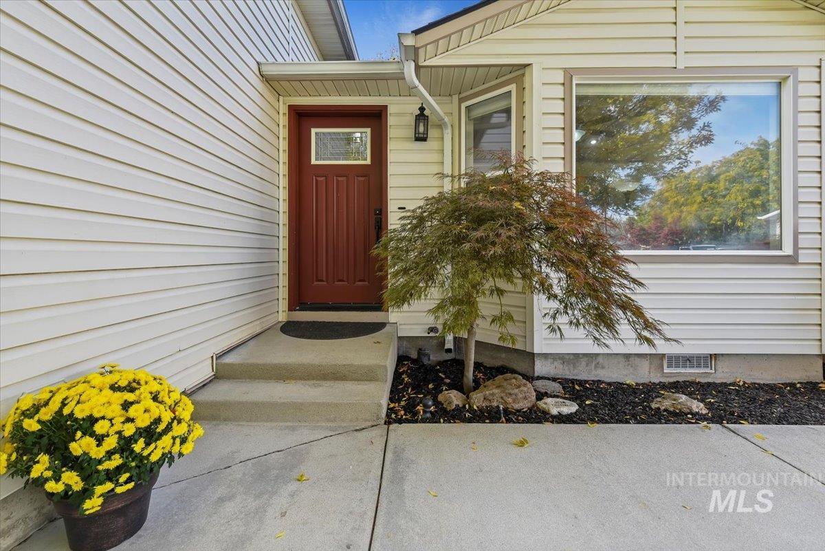 Entrance to property