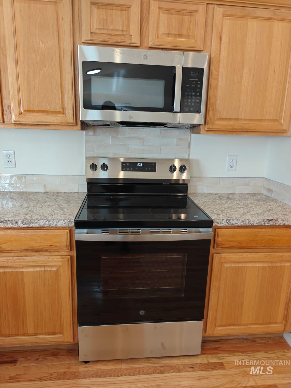 1880 N Tyra, Boise, Idaho 83713, 5 Bedrooms, 2.5 Bathrooms, Rental For Rent, Price $2,750, 98966771