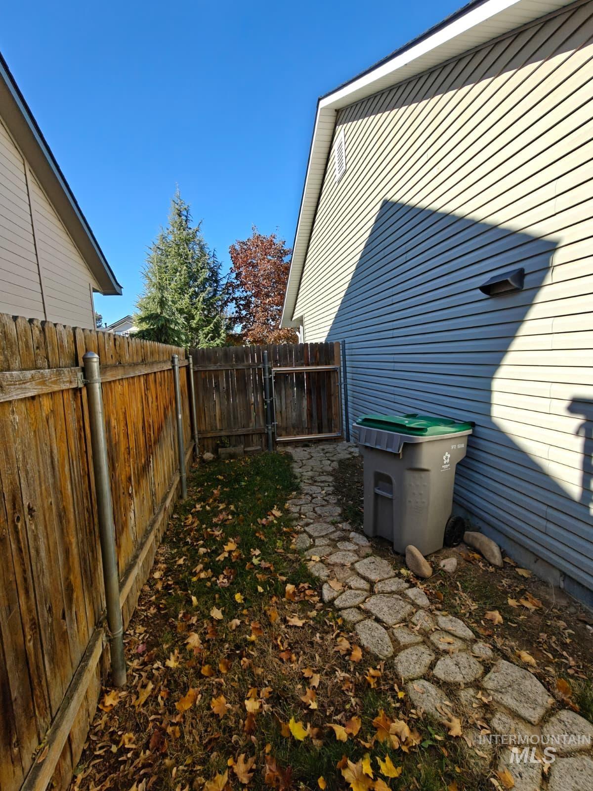 1880 N Tyra, Boise, Idaho 83713, 5 Bedrooms, 2.5 Bathrooms, Rental For Rent, Price $2,750, 98966771