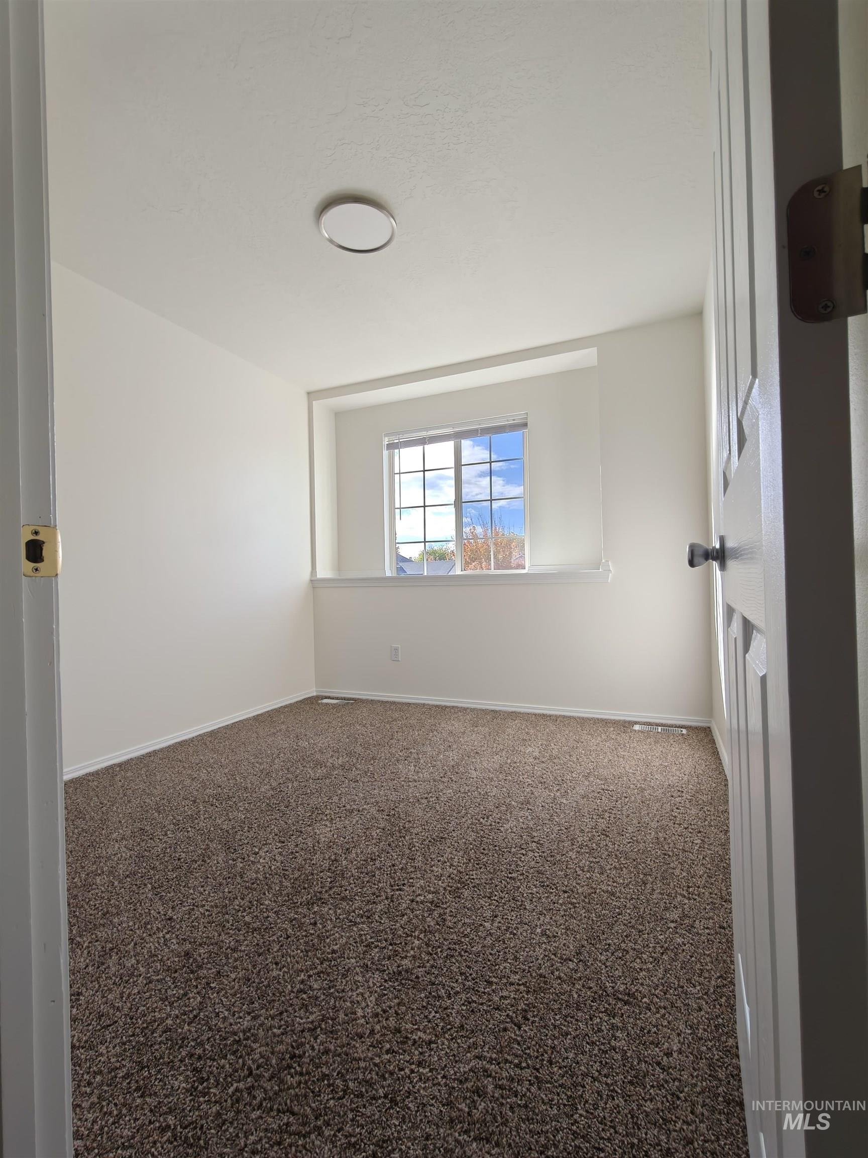 1880 N Tyra, Boise, Idaho 83713, 5 Bedrooms, 2.5 Bathrooms, Rental For Rent, Price $2,750, 98966771