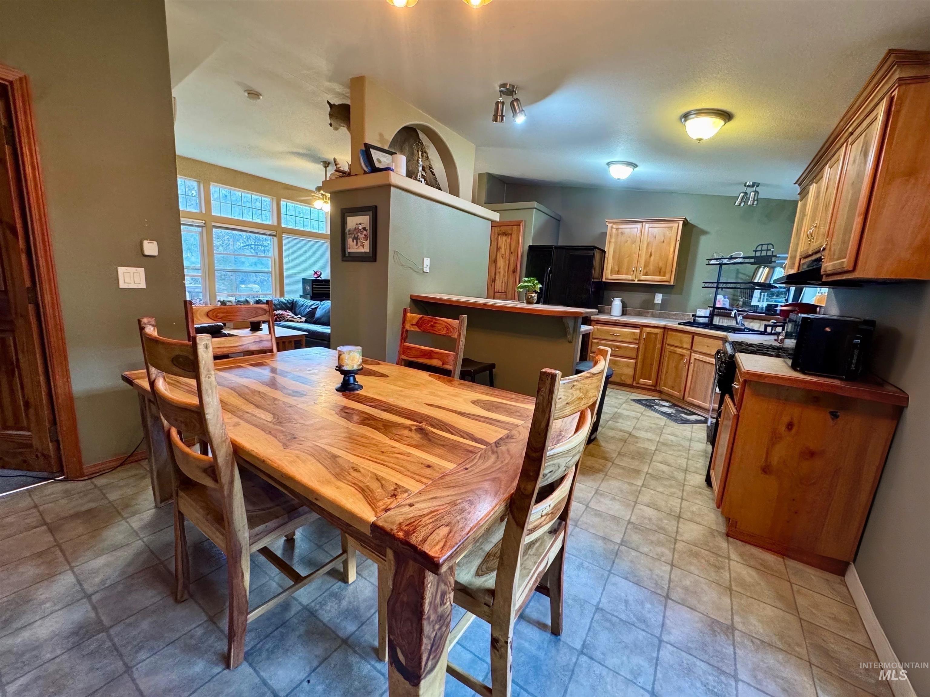 Dining room featuring baseboards
