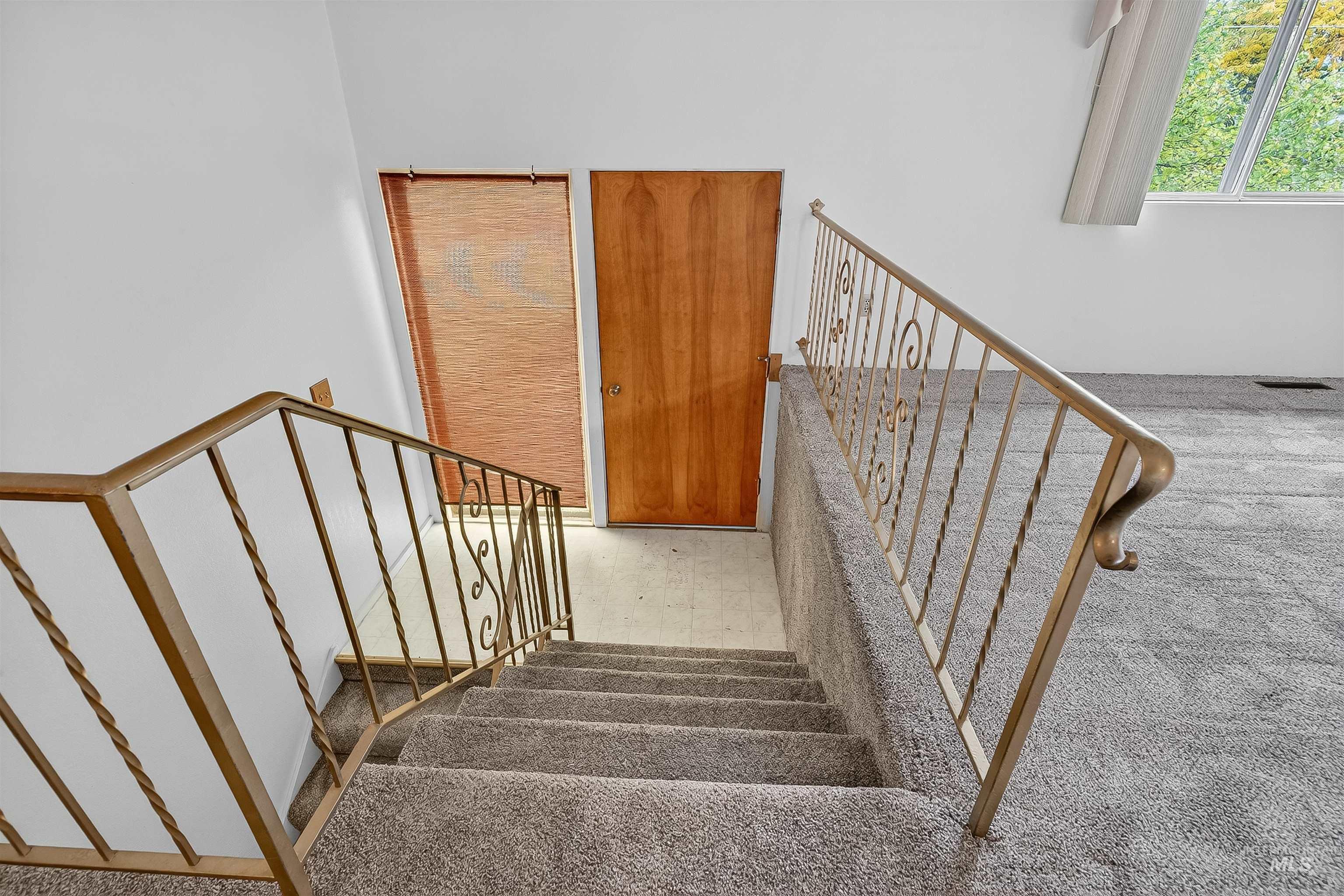 Stairway with carpet floors