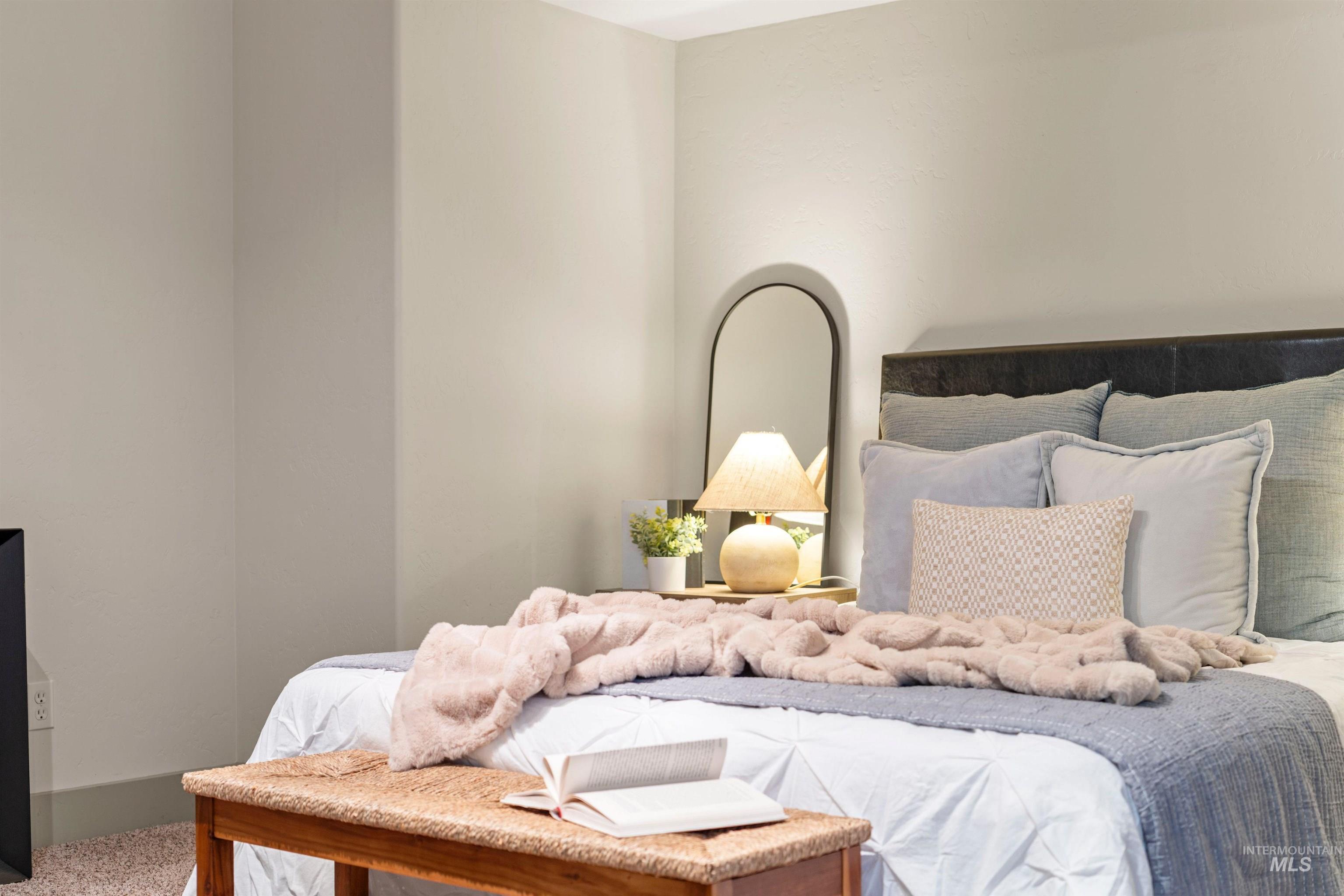 1008 E Insignia Drive, Boise, Idaho 83716, 4 Bedrooms, 3 Bathrooms, Residential For Sale, Price $898,989, 98966778