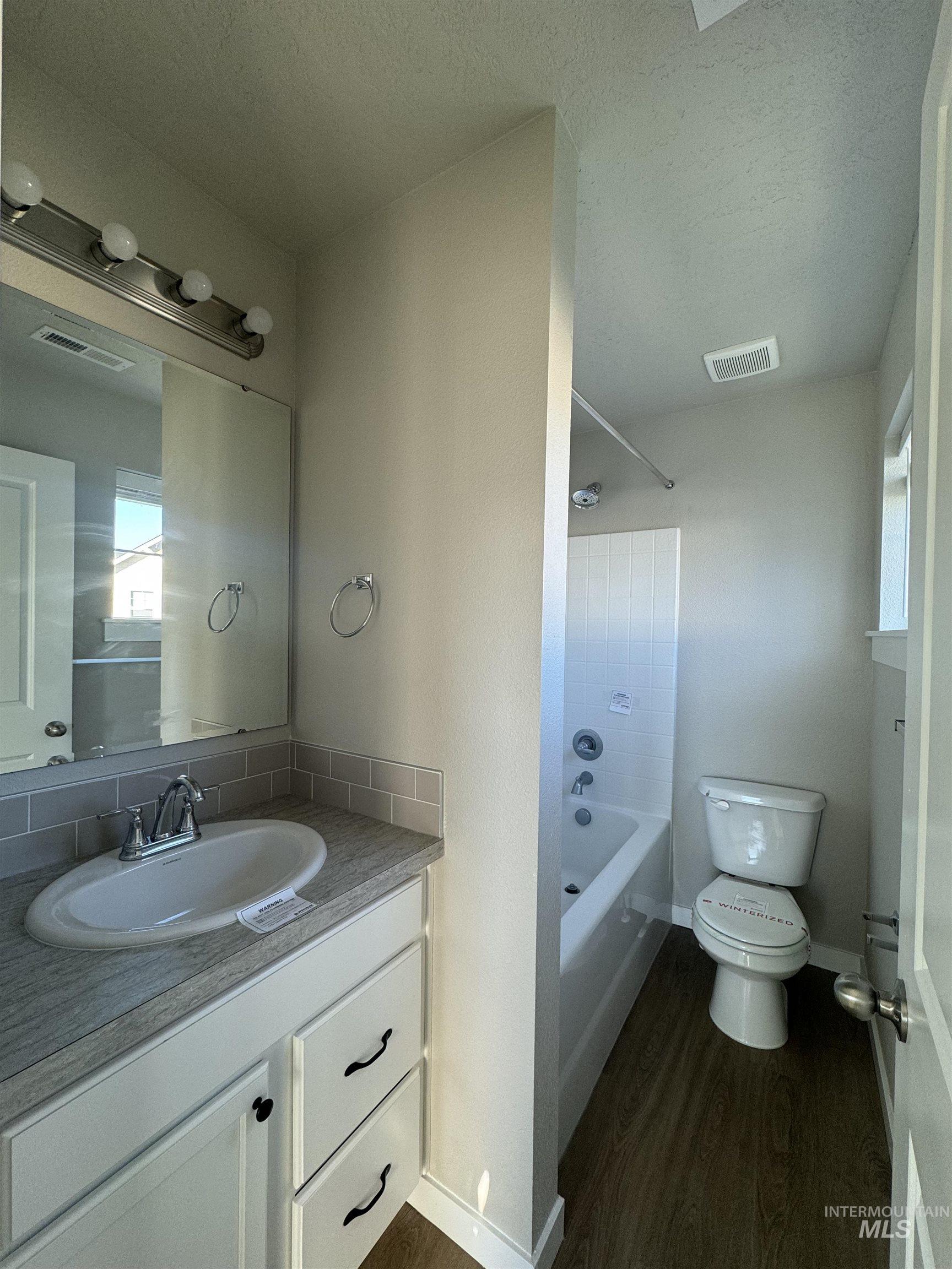 5911 S Boddington Lane, Boise, Idaho 83709, 3 Bedrooms, 2.5 Bathrooms, Residential For Sale, Price $325,000, 98966789