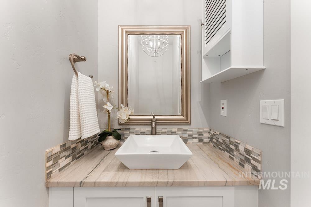 1102 N Lionbridge Ave, Eagle, Idaho 83616, 4 Bedrooms, 3.5 Bathrooms, Residential For Sale, Price $1,699,990, 98966791