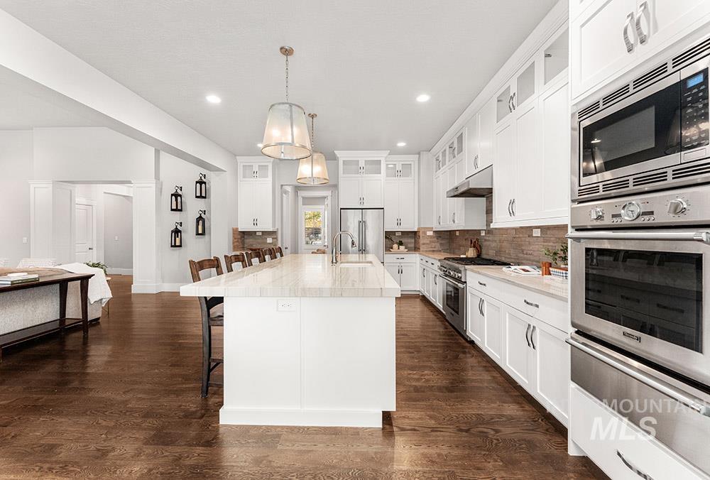 1102 N Lionbridge Ave, Eagle, Idaho 83616, 4 Bedrooms, 3.5 Bathrooms, Residential For Sale, Price $1,699,990, 98966791