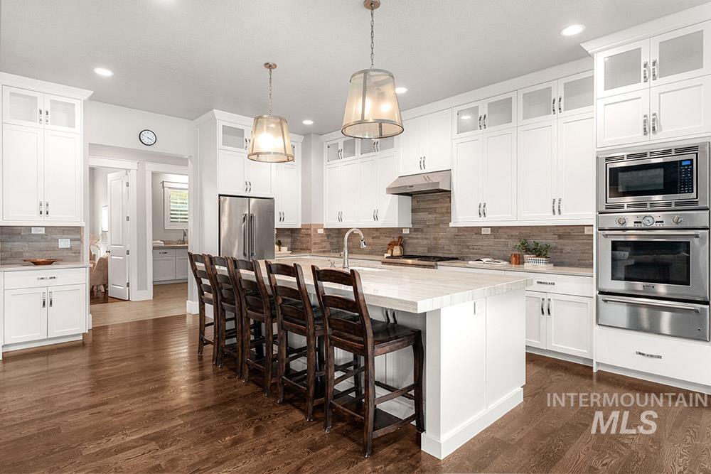 1102 N Lionbridge Ave, Eagle, Idaho 83616, 4 Bedrooms, 3.5 Bathrooms, Residential For Sale, Price $1,699,990, 98966791