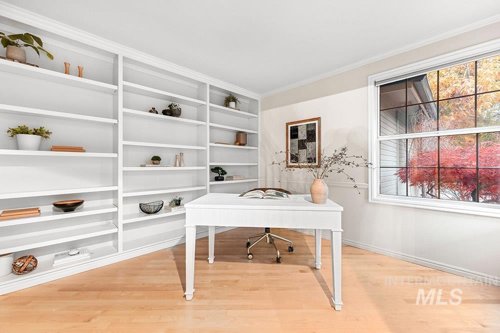 3362 E Dowling Mill Ct., Boise, Idaho 83706, 3 Bedrooms, 2.5 Bathrooms, Residential For Sale, Price $825,000, 98966793