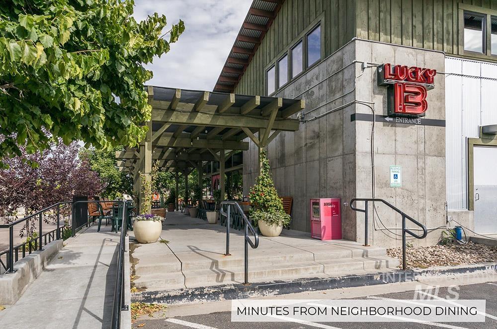 3362 E Dowling Mill Ct., Boise, Idaho 83706, 3 Bedrooms, 2.5 Bathrooms, Residential For Sale, Price $825,000, 98966793