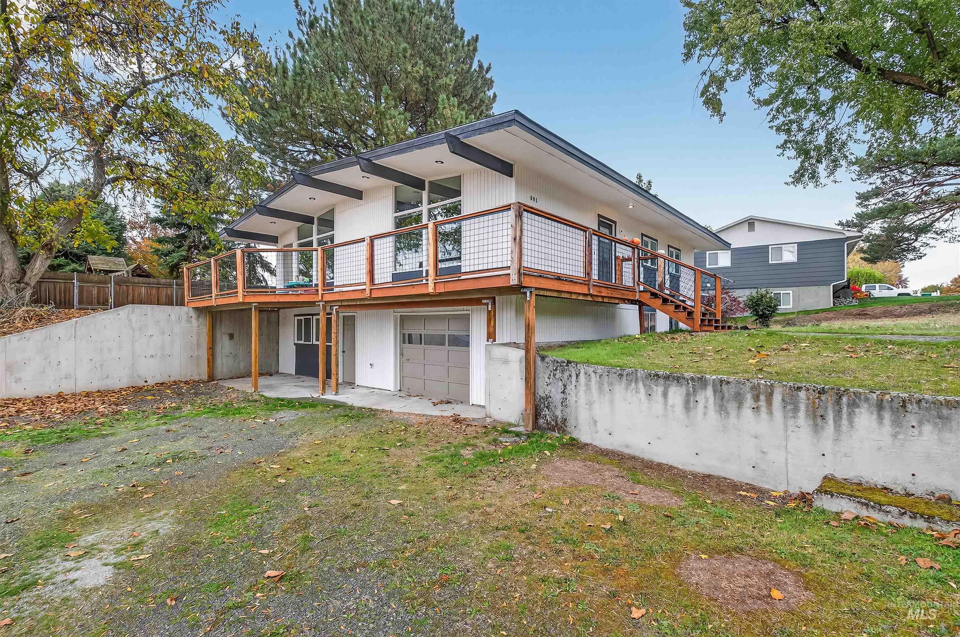 601 21st Ave, Lewiston, Idaho 83501, 4 Bedrooms, 2 Bathrooms, Residential For Sale, Price $415,000, 98966795