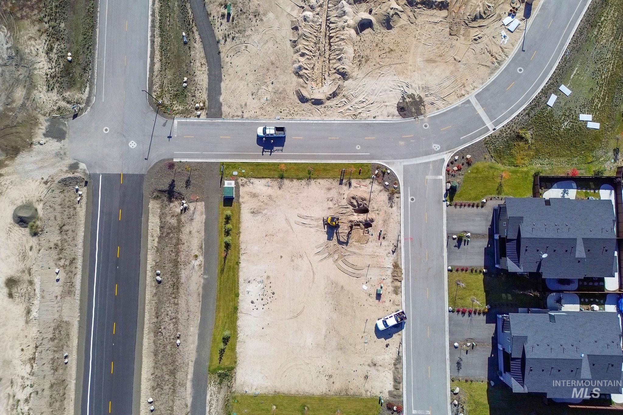 Aerial view of property and surrounding area