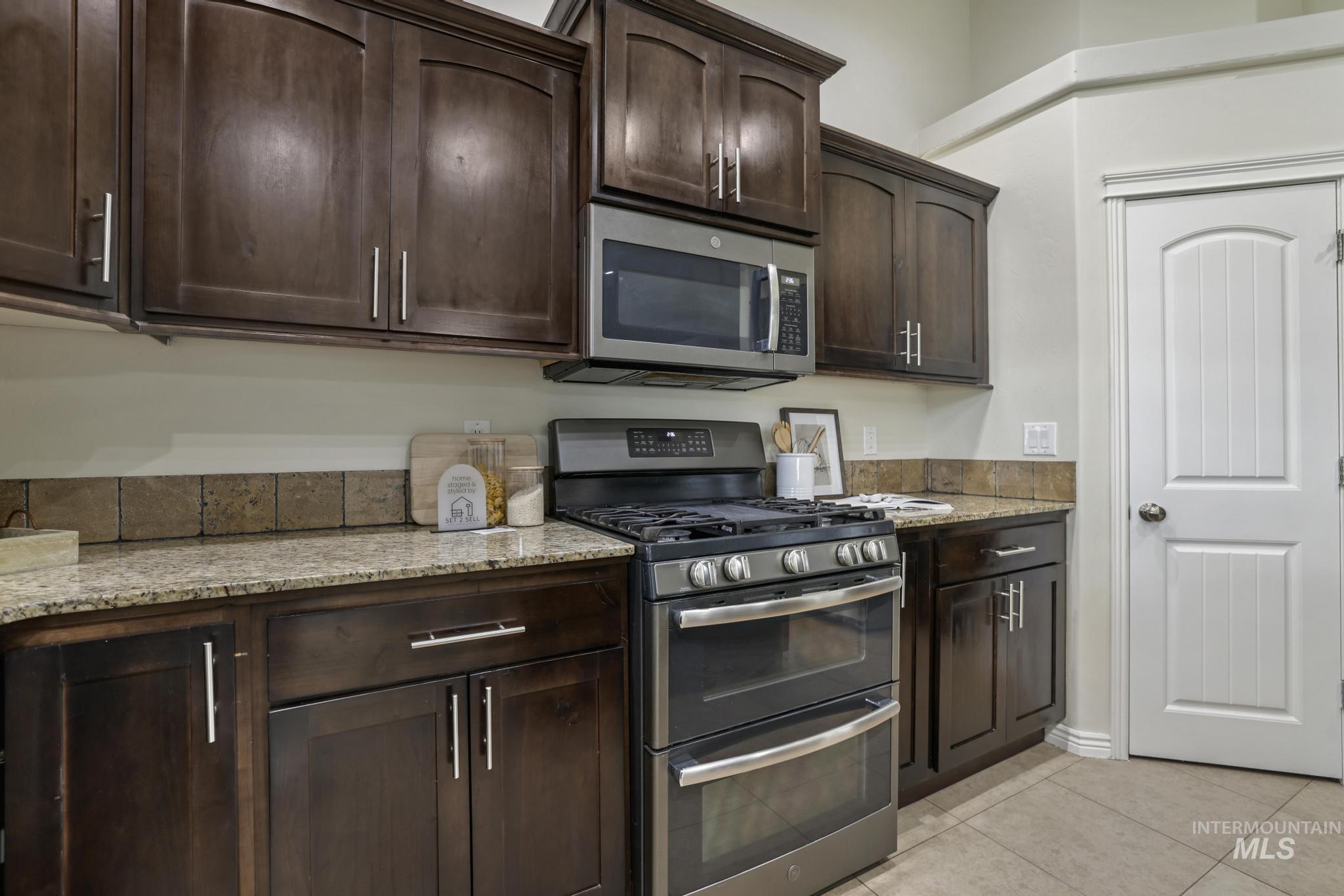 1021 Paintbrush Ave, Kimberly, Idaho 83341, 5 Bedrooms, 3 Bathrooms, Residential For Sale, Price $549,900, 98966824