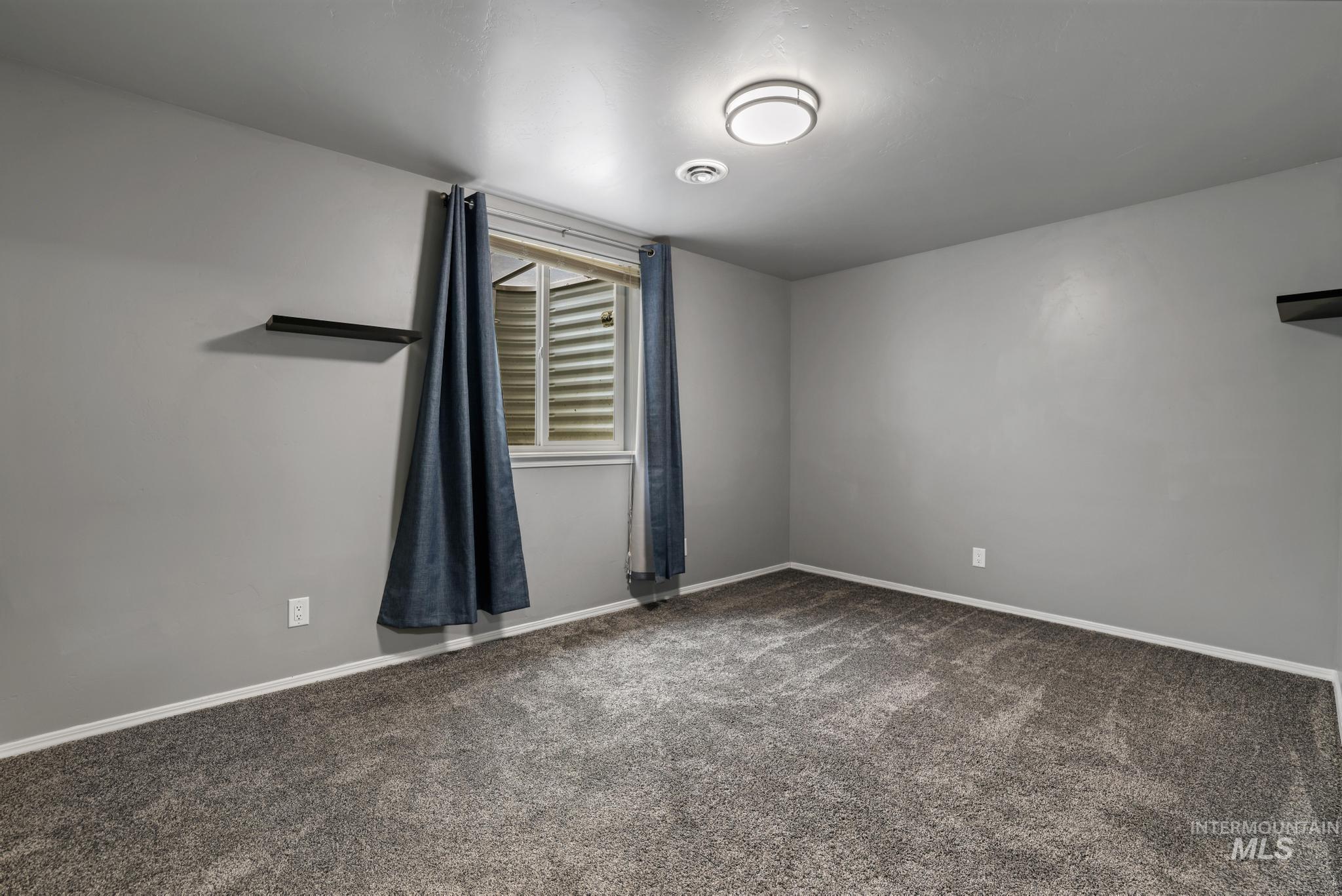 1021 Paintbrush Ave, Kimberly, Idaho 83341, 5 Bedrooms, 3 Bathrooms, Residential For Sale, Price $549,900, 98966824