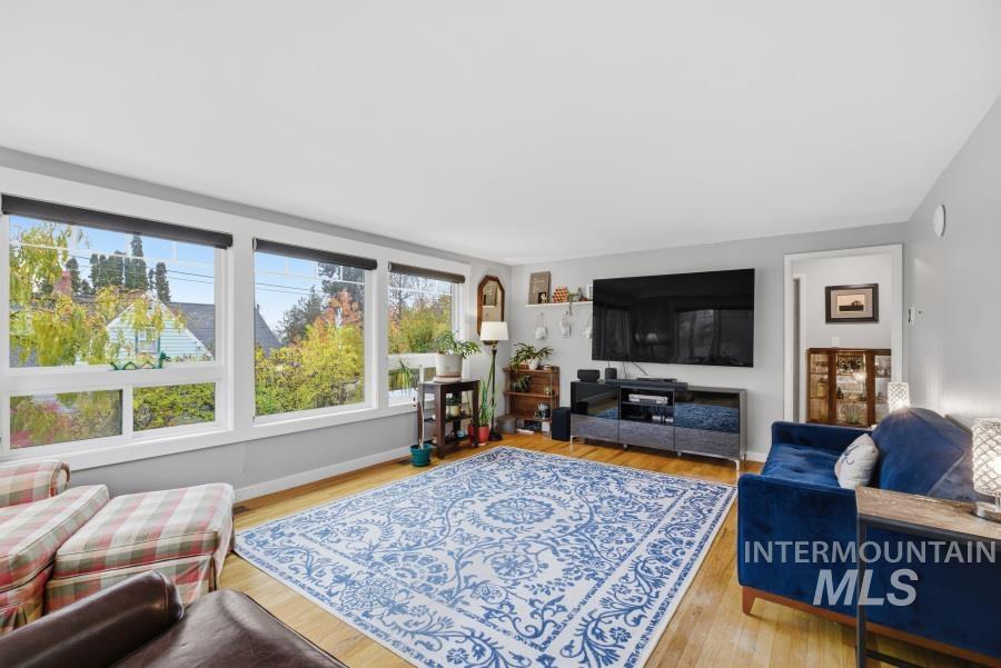 1111 E Sixth Street, Moscow, Idaho 83843, 4 Bedrooms, 2 Bathrooms, Residential For Sale, Price $444,000, 98966826