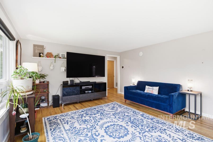 1111 E Sixth Street, Moscow, Idaho 83843, 4 Bedrooms, 2 Bathrooms, Residential For Sale, Price $444,000, 98966826