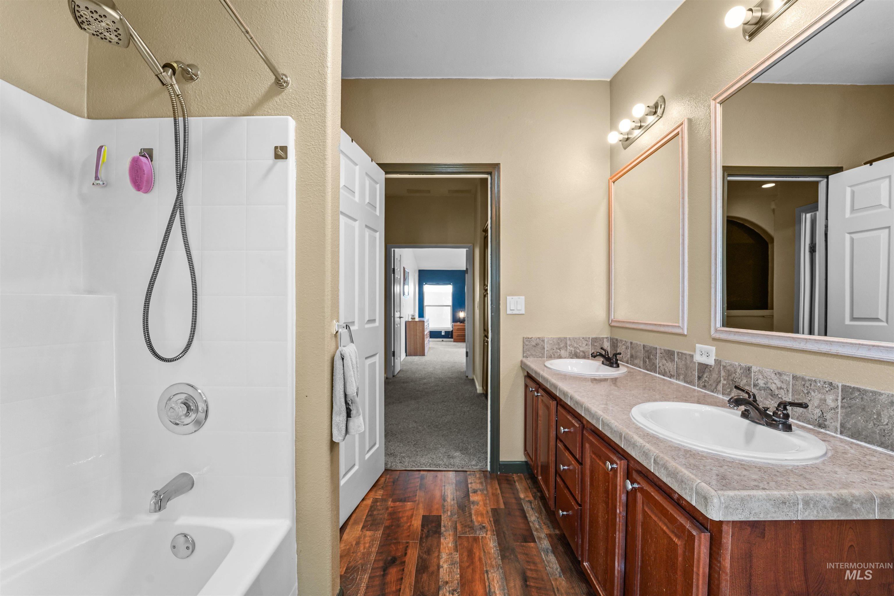 5494 Oasis Rd, Caldwell, Idaho 83607, 3 Bedrooms, 2 Bathrooms, Residential For Sale, Price $558,000, 98966838