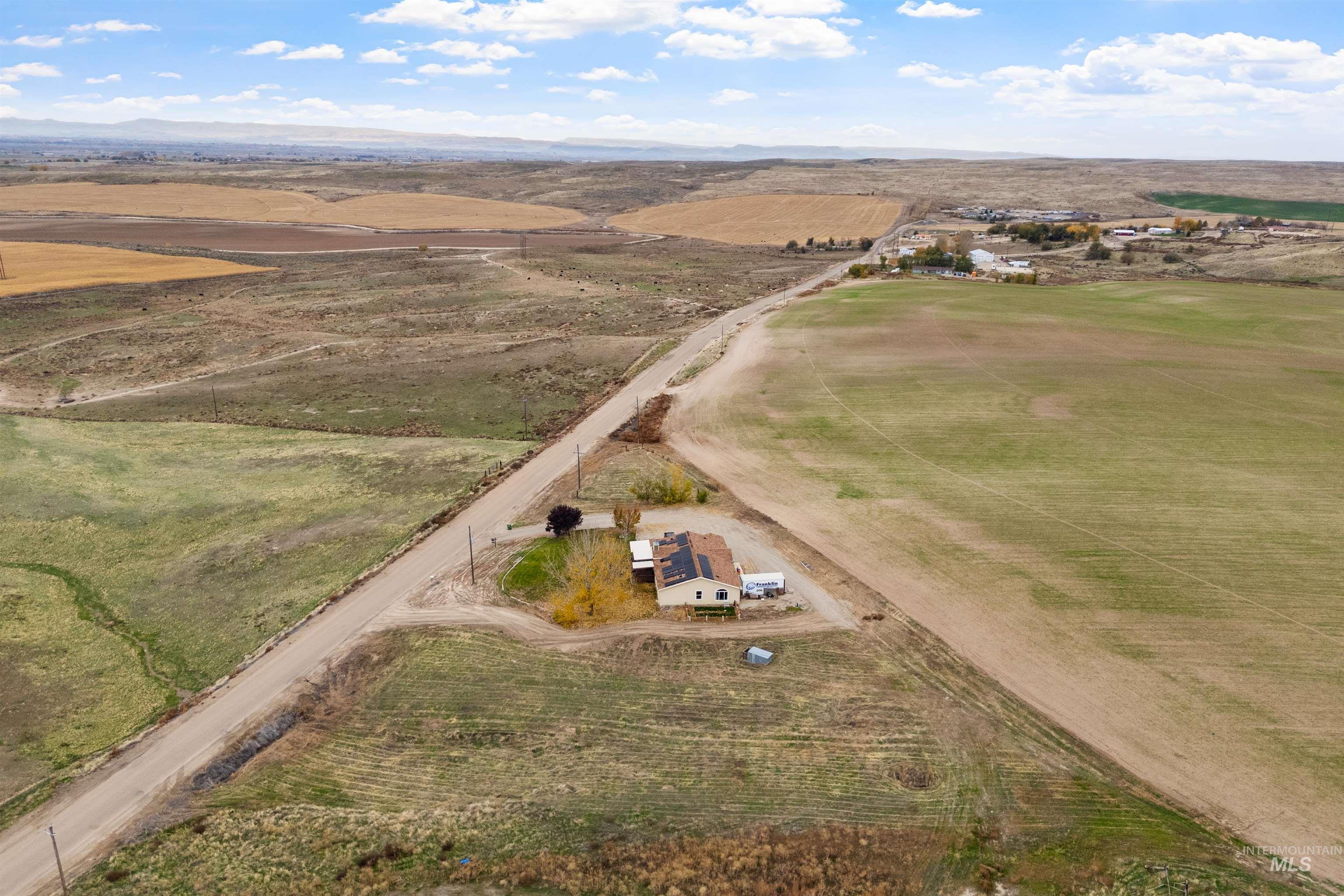 5494 Oasis Rd, Caldwell, Idaho 83607, 3 Bedrooms, 2 Bathrooms, Residential For Sale, Price $558,000, 98966838