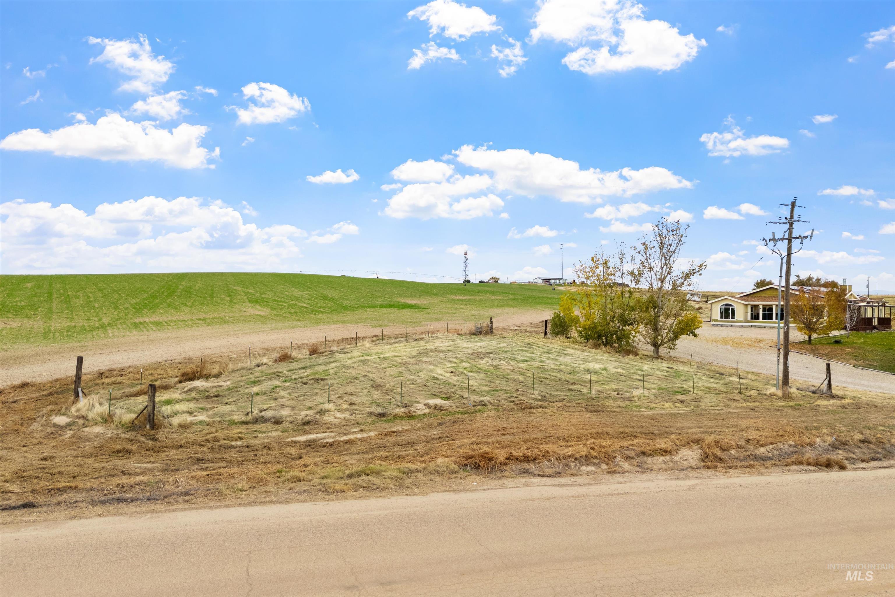 5494 Oasis Rd, Caldwell, Idaho 83607, 3 Bedrooms, 2 Bathrooms, Residential For Sale, Price $558,000, 98966838