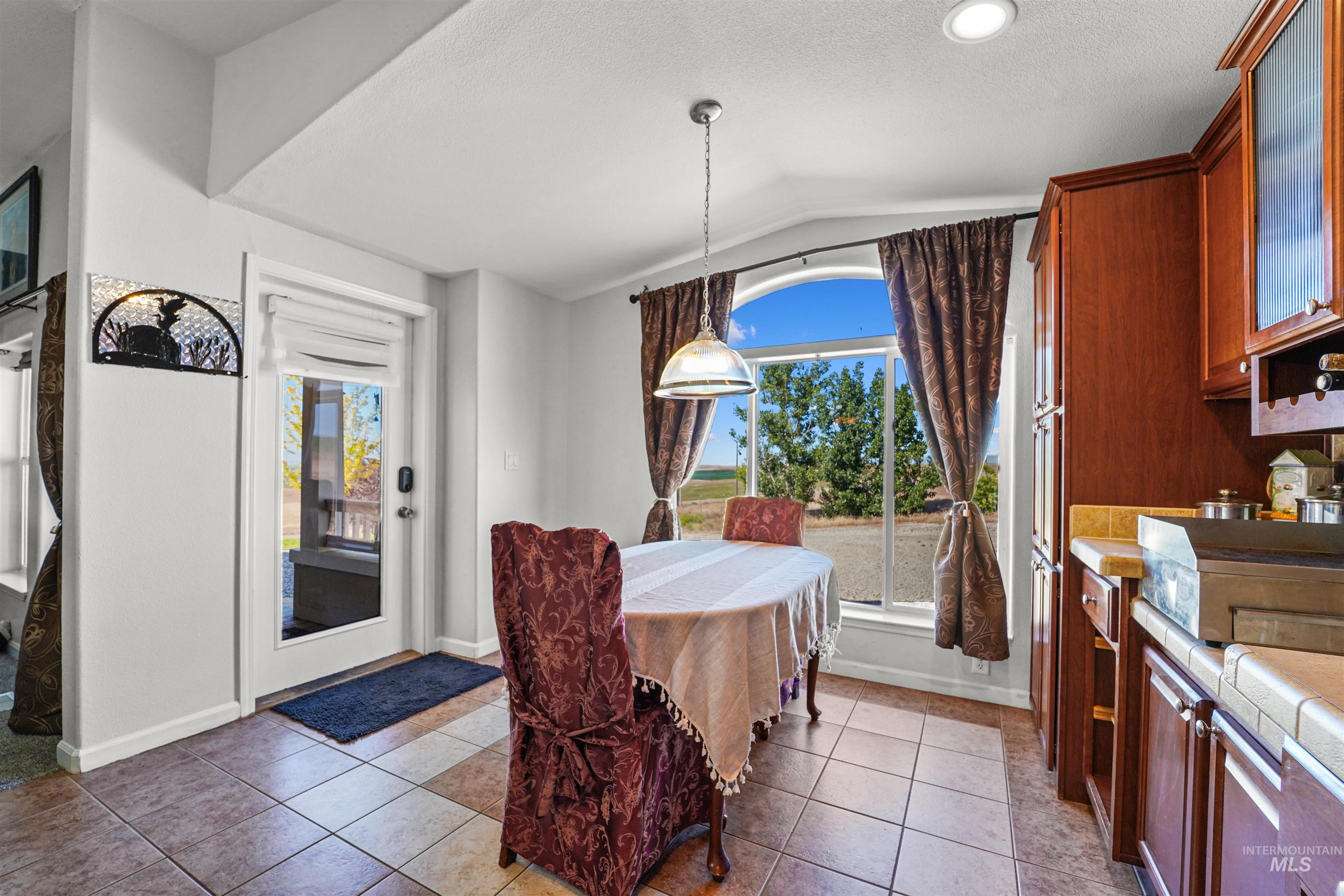 5494 Oasis Rd, Caldwell, Idaho 83607, 3 Bedrooms, 2 Bathrooms, Residential For Sale, Price $558,000, 98966838