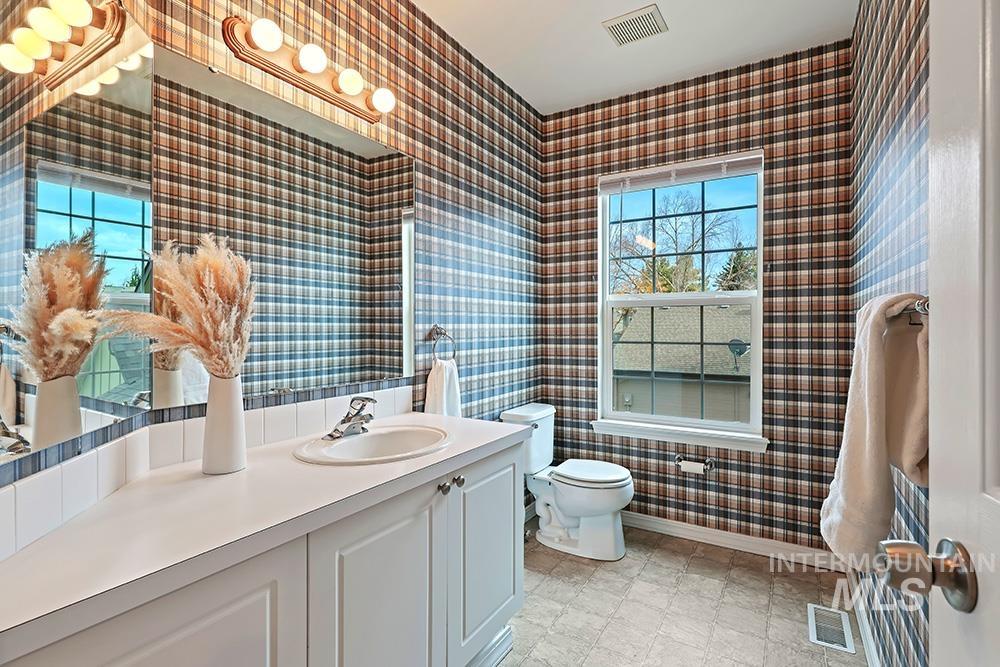 2029 S Wilde Creek Way, Boise, Idaho 83709, 4 Bedrooms, 3 Bathrooms, Residential For Sale, Price $649,000, 98966839