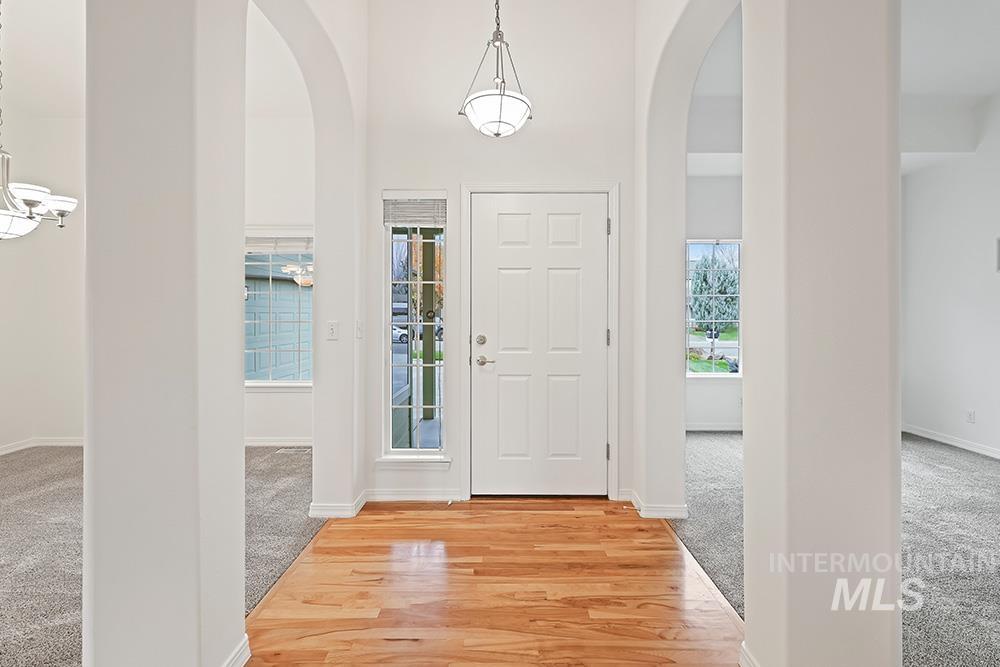 2029 S Wilde Creek Way, Boise, Idaho 83709, 4 Bedrooms, 3 Bathrooms, Residential For Sale, Price $649,000, 98966839