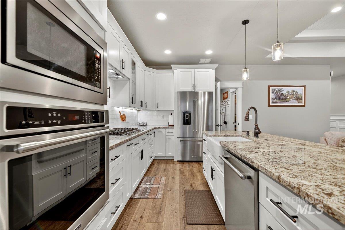 3322 S Cobble Place, Meridian, Idaho 83642, 4 Bedrooms, 2 Bathrooms, Residential For Sale, Price $750,000, 98966842