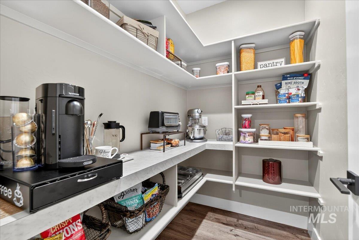 3322 S Cobble Place, Meridian, Idaho 83642, 4 Bedrooms, 2 Bathrooms, Residential For Sale, Price $750,000, 98966842