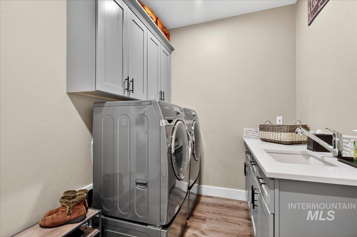 3322 S Cobble Place, Meridian, Idaho 83642, 4 Bedrooms, 2 Bathrooms, Residential For Sale, Price $750,000, 98966842