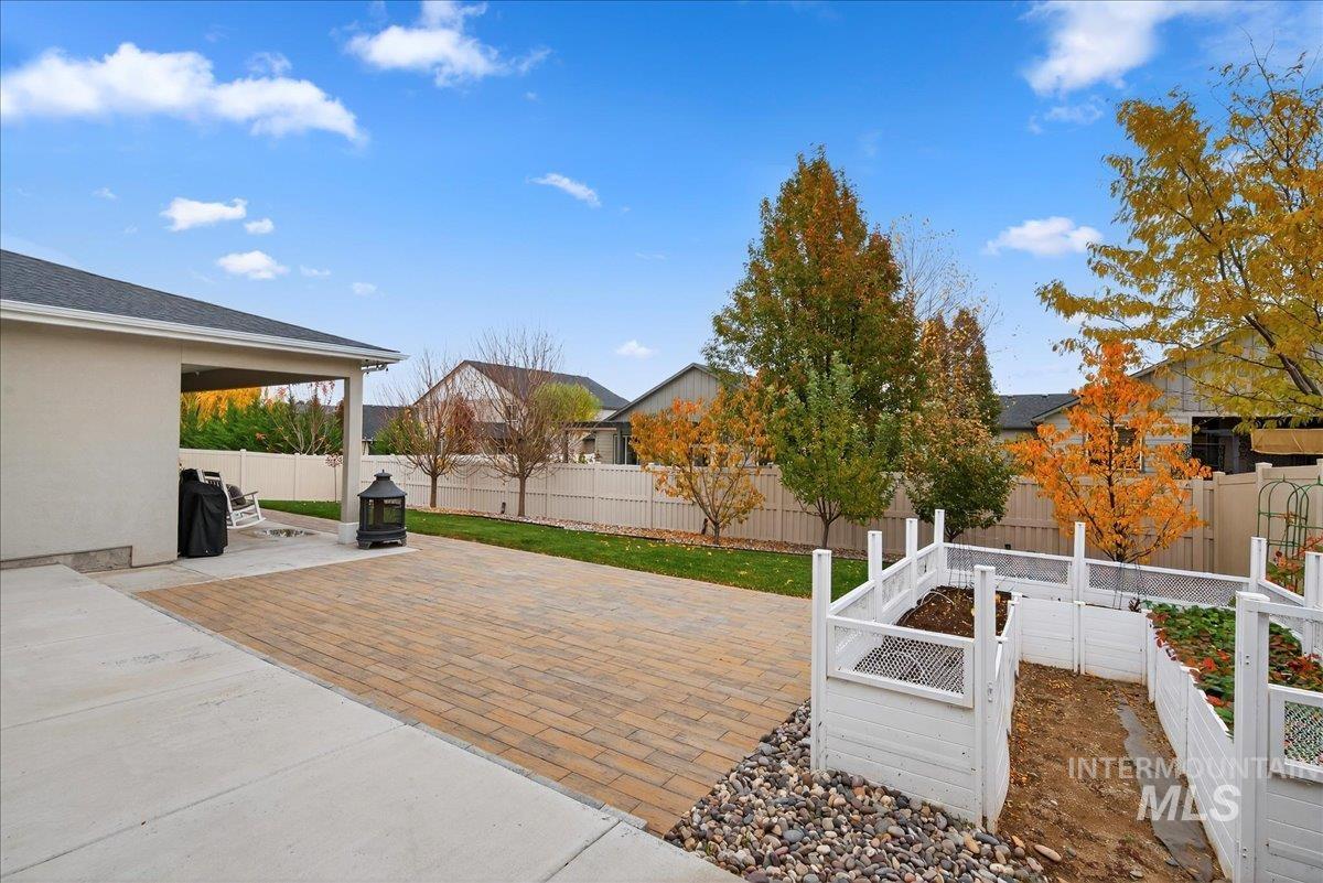 3322 S Cobble Place, Meridian, Idaho 83642, 4 Bedrooms, 2 Bathrooms, Residential For Sale, Price $750,000, 98966842