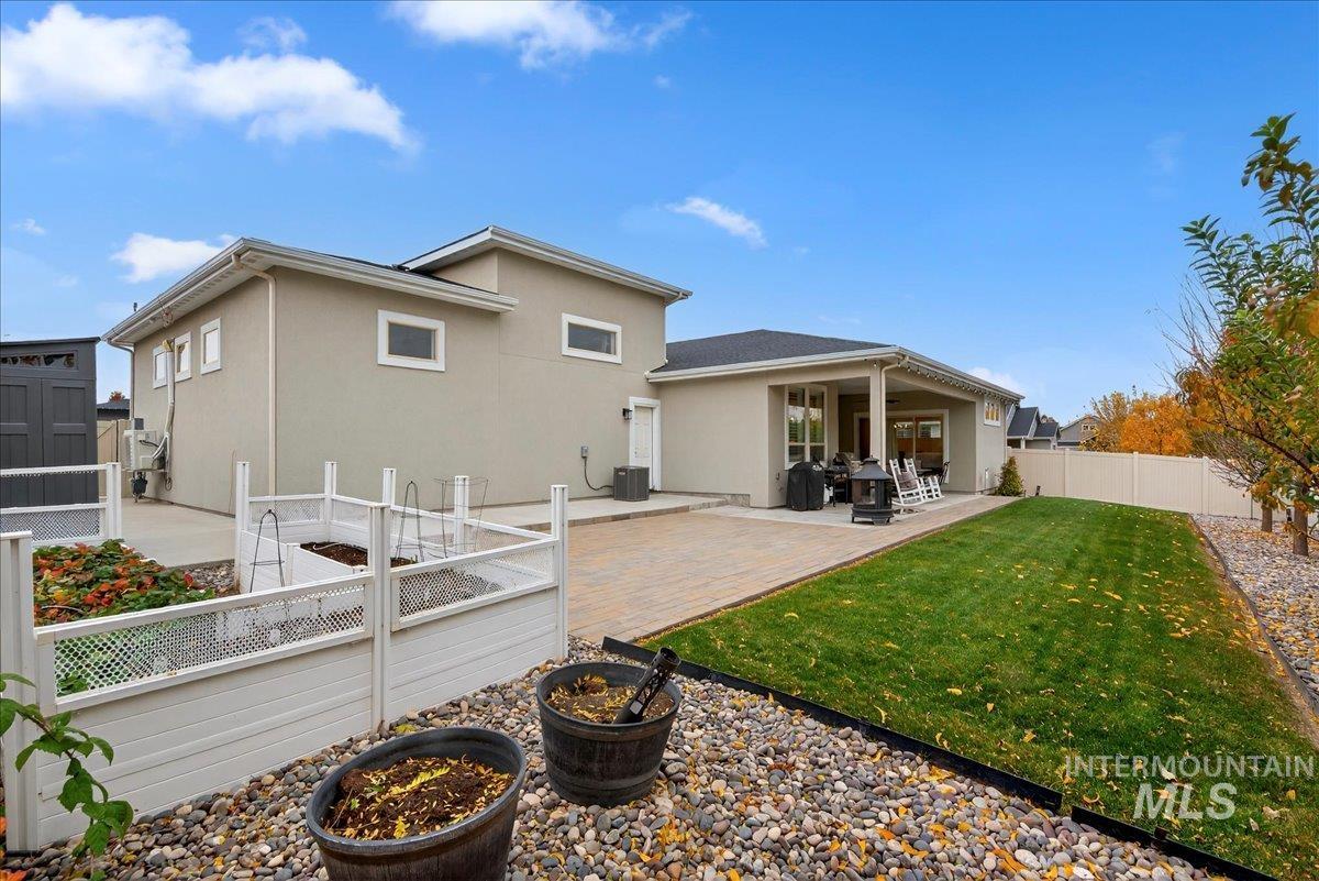3322 S Cobble Place, Meridian, Idaho 83642, 4 Bedrooms, 2 Bathrooms, Residential For Sale, Price $750,000, 98966842