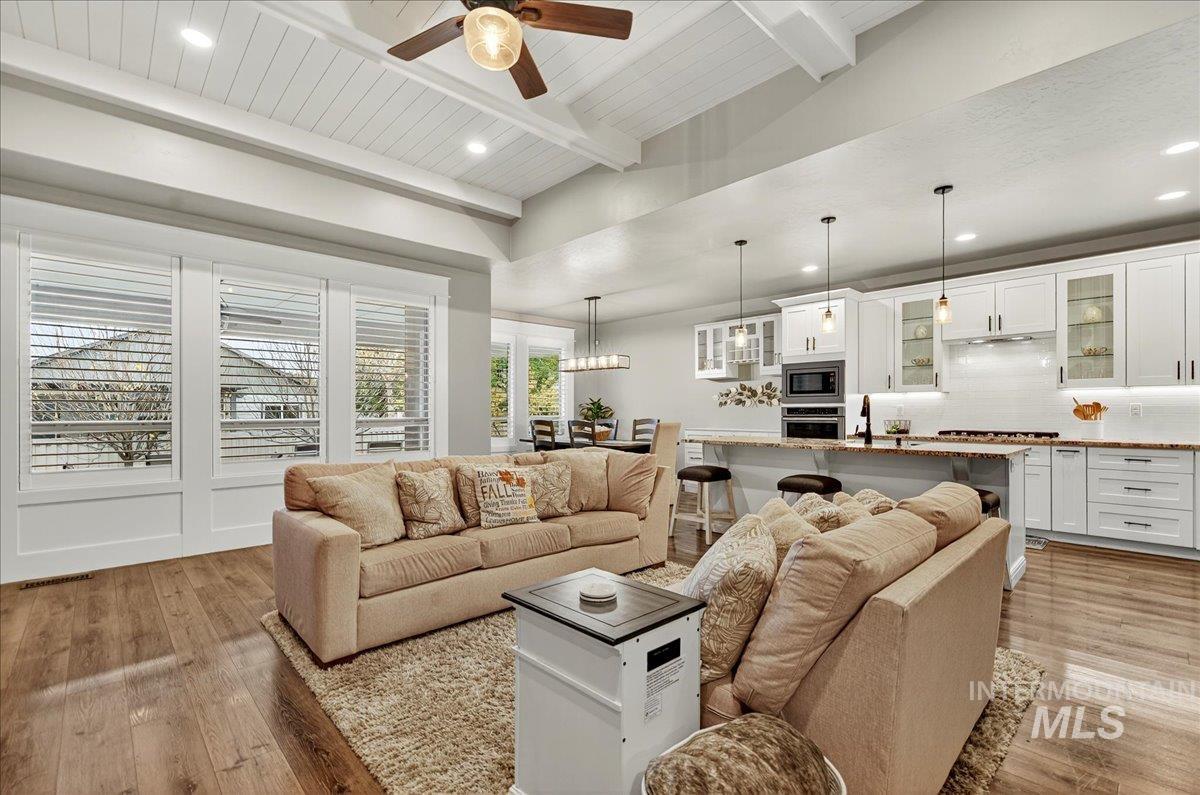 3322 S Cobble Place, Meridian, Idaho 83642, 4 Bedrooms, 2 Bathrooms, Residential For Sale, Price $750,000, 98966842